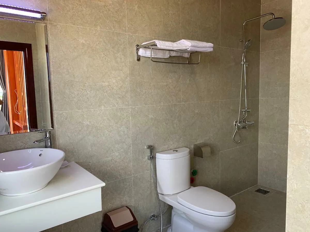 Hoang Sa Bai Dai Hotel Cam Ranh 2*,  Vietnam